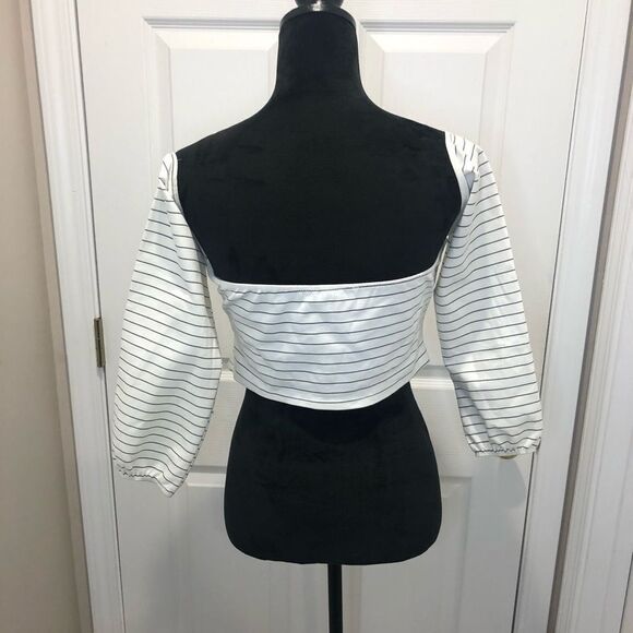 Charlotte Russe front tie crop top with attached long sleeves, large - Picture 10 of 10